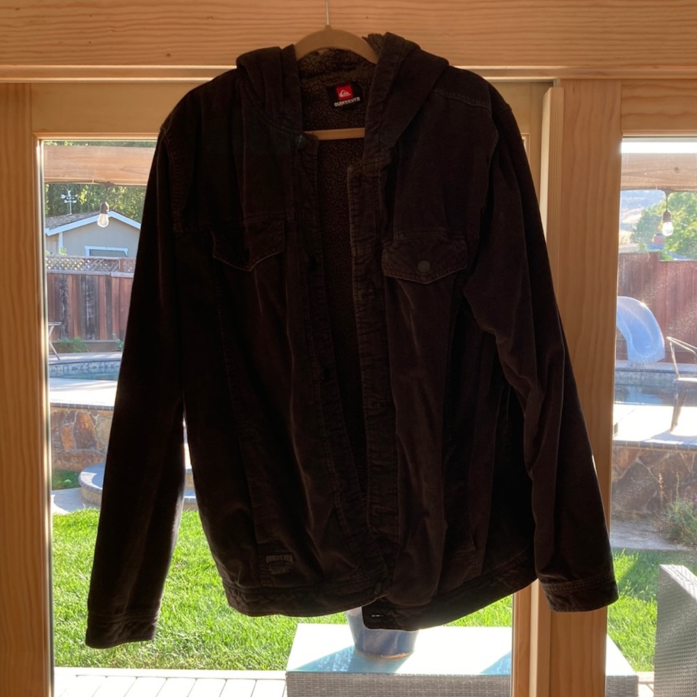 Quicksilver corduroy jacket. In great condition just don’t wear it much anymore.